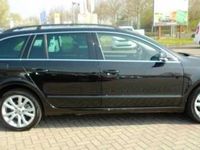 Gebraucht Skoda Superb Exclusive 170 PS (125 kW) 2014 Schwarz metallic Kombi