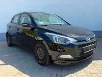 Gebraucht Hyundai i20 Style 75 PS (55 kW) 2015 Schwarz Kleinwagen