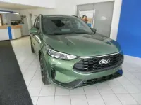 Neu Ford Kuga 182 PS (133 kW) 2025 Grün SUV