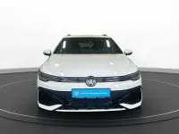 Gebraucht VW Golf VIII R-line 150 PS (110 kW) 2025 Pure white Kombi