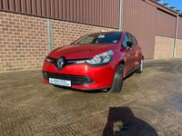 Gebraucht Renault Clio IV Dynamique 73 PS (53 kW) 2013 Feuerrot Kleinwagen