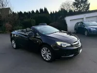 Usado Opel Cascada Active 140 HP (102 kW) 2016 Preto Cabrios