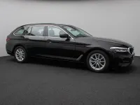 Gebraucht BMW 520 Sport Line 190 PS (139 kW) 2023 Schwarz 2668schwarz Limousine