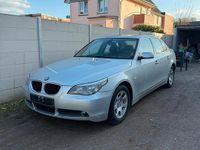 Gebraucht BMW 523 177 PS (130 kW) 2005 Silber Limousine