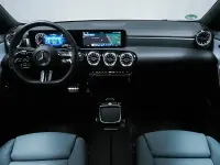 Gebraucht Mercedes CLA250e AMG 218 PS (160 kW) 2025 Unilack polarweiß Coupé