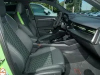 Gebraucht Audi RS3 Ambiente 400 PS (294 kW) 2024 Kyalamigrün Limousine