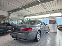 Gebraucht BMW 730 231 PS (169 kW) 2005 Sterlinggrau Limousine