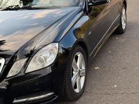 Gebraucht Mercedes E350 265 PS (194 kW) 2012 Schwarz Kombi