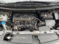 Gebraucht Kia Carens 136 PS (100 kW) 2018 Andere farben Van / Kleinbus