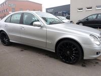 Gebraucht Mercedes E220 170 PS (125 kW) 2007 Iridiumsilber Limousine