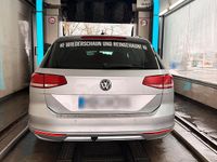 Gebraucht VW Passat 120 PS (88 kW) 2016 Silber Kombi
