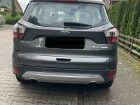 Gebraucht Ford Kuga Trend 110 PS (80 kW) 2017 Grau SUV