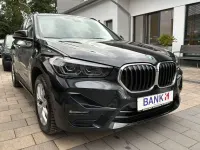 Gebraucht BMW X1 Sport Line 150 PS (110 kW) 2019 Saphirschwarz metallic (metallic) SUV