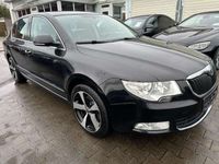 gebraucht Skoda Superb Elegance~Automatik~2 Hand~Navi~Leder~Xenon~Tempoma