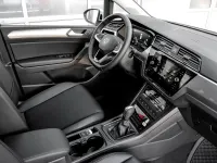 Neu VW Touran Edition 150 PS (110 kW) 2026 Pure white uni Van / Kleinbus