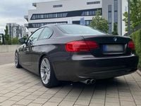 Używany BMW 330 245 KM (180 kW) 2010 Brązowy Coupe