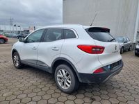 Gebraucht Renault Kadjar XMOD 131 PS (96 kW) 2016 Weiss "nacre" SUV