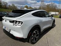Gebraucht Ford Mustang Mach-E 197 kW (269 PS) 2022 Spacewhite SUV