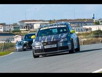 Gebraucht VW Golf V R 300 PS (220 kW) 2006 Silber Kleinwagen