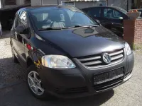 Gebraucht VW Fox Basis 54 PS (39 kW) 2005 Schwarz Kleinwagen