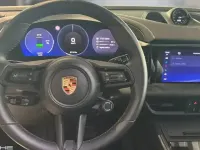 Gebraucht Porsche Macan 4 Electric 300 kW (408 PS) 2024 Tiefschwarz SUV
