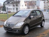 Gebraucht Mercedes A160 95 PS (69 kW) 2012 Braun Limousine
