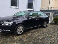 Używany VW Passat Trendline 122 KM (89 kW) 2012 Beżowy Sedan/Limuzyna