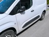 Używany Opel Combo 131 KM (96 kW) 2024 Biały Minivan
