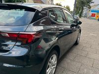 Gebraucht Opel Astra 110 PS (80 kW) 2015 Schwarz Limousine