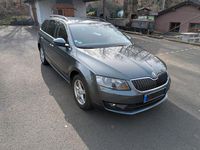 Gebraucht Skoda Octavia 179 PS (131 kW) 2015 Grau Kleinwagen