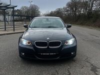 Gebraucht BMW 320 184 PS (135 kW) 2010 Schwarz Limousine