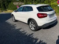 Gebraucht Mercedes GLA180 Progressive 122 PS (89 kW) 2019 Weiß SUV