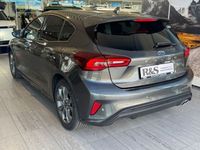 Neu Ford Focus ST-Line 125 PS (91 kW) 2025 Grau Limousine