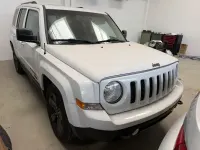 Gebraucht Jeep Patriot 174 PS (127 kW) 2017 Weiß SUV