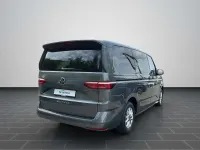Gebraucht VW Multivan Life 150 PS (110 kW) 2025 Grau Van / Kleinbus