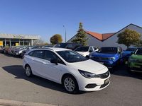 Usado Opel Astra Edition 122 HP (89 kW) 2022 Branco Citadino