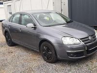 Gebraucht VW Jetta Comfortline 150 PS (110 kW) 2006 Platinum grey metallic Limousine