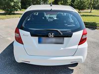 Gebraucht Honda Jazz 90 PS (66 kW) 2011 Weiß Kleinwagen