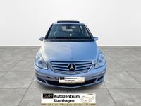 Gebraucht Mercedes B200 140 PS (102 kW) 2007 Silber Van / Kleinbus
