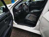 Gebraucht Mercedes E350 Avantgarde 231 PS (169 kW) 2010 Weiß Kombi