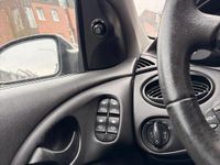 Usata Ford Focus 116 CV (85 kW) 2004 Station wagon