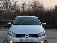 Gebraucht VW Passat Comfortline 122 PS (89 kW) 2011 Grau Limousine