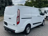Gebraucht Ford 300 131 PS (96 kW) 2021 Weiß Van / Kleinbus
