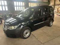 Usata VW Caddy 102 CV (75 kW) 2017 Nero Monovolume