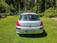 Gebraucht Peugeot 308 96 PS (70 kW) 2008 Silber Limousine
