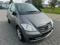 Gebraucht Mercedes A180 116 PS (85 kW) 2011 Grau Kleinwagen