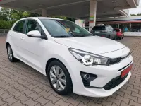 Gebraucht Kia Rio Vision 101 PS (74 kW) 2023 Weiß Limousine