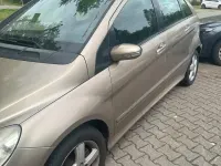Gebraucht Mercedes B170 117 PS (86 kW) 2005 Gold Van / Kleinbus