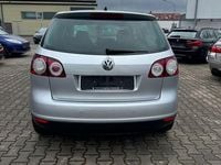 Second-hand VW Golf V 102 CP (75 kW) 2007 Argintiu Berlinǎ