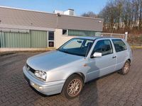 Gebraucht VW Golf III 75 PS (55 kW) 1996 Silber Kleinwagen